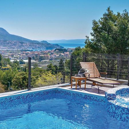 Lovely Home In Split With Jacuzzi Bagian luar foto